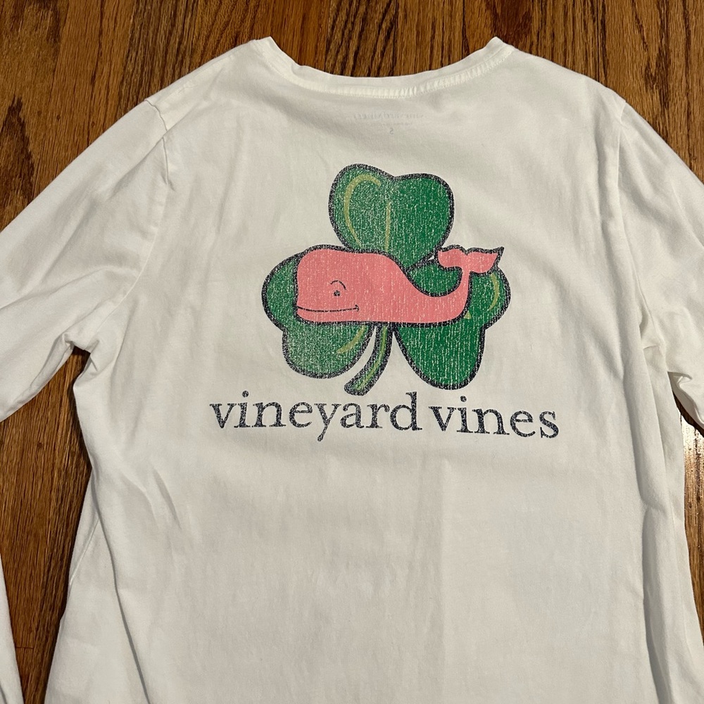 Vineyard vines long sleeve tee
